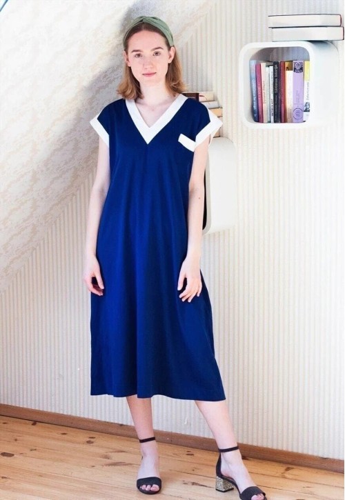 Dark blue sleeveless vintage dress with white trimmings